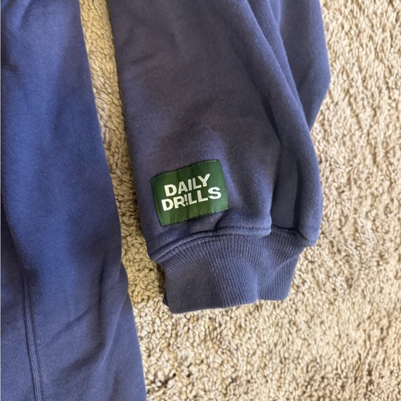 Daily Drills Unisex Oversized Crew - Navy - Picture 4 of 5